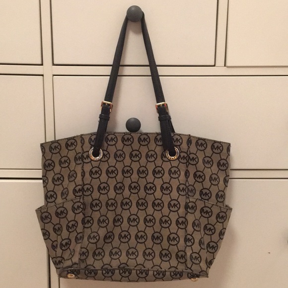 Michael Kors Tote - Picture 2 of 3
